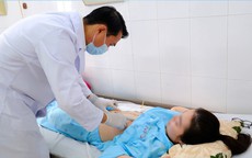 Đi khám sức khỏe định kỳ, cô gái 25 tuổi vô tình phát hiện khối u to vùng đầu tụy