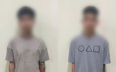 Khởi tố 2 thanh thiếu niên đấm đá, ép nam sinh lớp 10 bò quanh xe máy