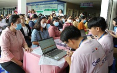 “Chạm sẻ chia, trao hy vọng 2025” lan tỏa hành trình vì sức khỏe phụ nữ Việt