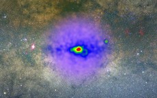 Tín hiệu lạ từ tâm thiên hà làm khoa học “đau đầu” 16 năm