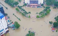 Lũ lịch sử 'nhấn chìm' nhiều nơi ở Huế, Đà Nẵng, cảnh báo lũ quét và sạt lở đất 6 tỉnh