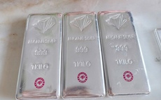 Giá bạc hôm nay ngày 31/10: Thị trường trong nước điều chỉnh lên 200.000 đồng/kg