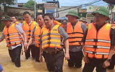 Thủ tướng Phạm Minh Chính tới Thái Nguyên thăm hỏi người dân, chỉ đạo khắc phục hậu quả mưa lũ