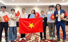 Học sinh Việt Nam giành 5 huy chương tại Olympic vật lý trẻ thế giới