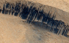 "Mã vạch ngoài hành tinh” bí ẩn trên sườn núi