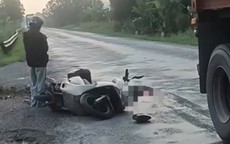 Sụp ổ gà trên quốc lộ, người đàn ông bị ô tô cán tử vong tại chỗ