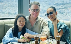 Gia đình Đoan Trang chuyển về Việt Nam, sau bốn năm ở Singapore, trong căn hộ thông tầng đẳng cấp