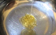 Uống mật ong vào buổi sáng: Không cần cầu kỳ, đây là cách pha giúp thải độc, giảm ho và viêm họng hiệu quả nhất