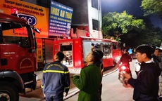 Cứu 5 người thoát đám cháy trong căn nhà trên phố Hà Nội