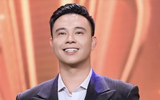 Ca sĩ Đông Hùng tiết lộ về gia đình và song ca với con gái trên sóng VTV