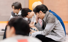 SOOBIN bật khóc khi thành viên đầu tiên bị loại khỏi 'Tân binh toàn năng'