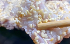 Loại nguyên liệu này đang vào mùa, giá cực rẻ, dùng làm món bánh cực ngon ăn sáng, trưa hay tối đều hợp!