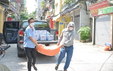 'Trao nụ cười - Nhận nụ cười' cho người khó khăn, bệnh nhân ung thư