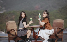 Reset cuộc sống: Khi Gen Z học cách 'giải nhiệt' bằng giấc ngủ sâu và ngụm trà xanh mát lạnh