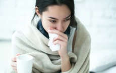 Bệnh cảm cúm làm gì cho nhanh khỏi: 6 loại nước nên bổ sung thường xuyên để giảm ho, nghẹt mũi
