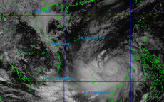 Tin bão mới nhất: Bão Kalmaegi giật cấp 17 nguy hiểm, miền Trung chuẩn bị đón đợt mưa rất lớn