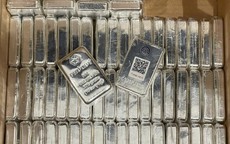 Giá bạc hôm nay (12/12): Thị trường trong nước tiếp tục biến động, giá bán ra ở mức 66 triệu đồng/kg