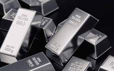 Giá bạc hôm nay (15/12): Thị trường đầu tuần biến động, giá giao dịch chạm mốc 65 triệu đồng/kg