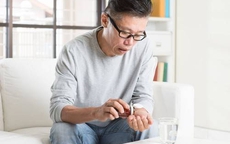 Chỉ tập trung vào 3 điều nhỏ, chỉ số đường huyết của người đàn ông giảm xuống mức an toàn, bác sĩ khuyên mọi người nên học theo