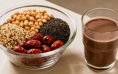 7 công thức đồ uống cho bữa sáng 'thần tốc': Nguyên liệu đơn giản nhưng gấp đôi giá trị dinh dưỡng và làm dịu dạ dày