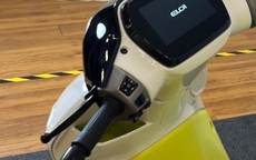 Xe máy điện giá 25 triệu đồng đẹp sang trọng sánh ngang SH Mode, cốp rộng, pin khỏe, trang bị hiện đại, rẻ hơn Vision, chỉ như Wave Alpha