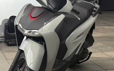 Giá xe SH mới nhất giảm mạnh, rẻ chưa từng có trong lịch sử khiến khách Việt ùn ùn chốt đơn