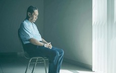 Đến 60 tuổi mới cay đắng nhận ra: 3 điều 'vì con' lại khiến con bất hiếu