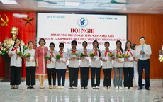 Gặp mặt biểu dương trẻ em gái chăm ngoan học giỏi nhân Ngày Quốc tế Trẻ em gái (11/10)