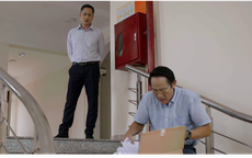 Mất chức sau sáp nhập, ông Phi bị nhân viên cũ chèn ép