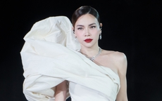 Hồ Ngọc Hà được khen 'đẹp phát sáng' trên sân khấu Miss Cosmo 2025