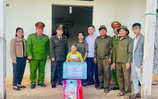 Gieo mầm yêu thương từ những bước chân người lính Công an Vân Du