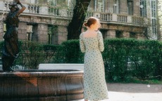 Nhìn cách phụ nữ Ý sống, nhiều người nhận ra mình đang tự làm khổ bản thân