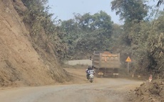 Thái Nguyên: Sau những bánh xe tải là khói bụi và nỗi lo của người dân sống cạnh đường 259