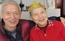 Cặp vợ chồng 'thế kỷ' nắm tay nhau suốt 76 năm, chia sẻ bí quyết hạnh phúc