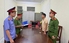 Khai thác khoáng sản trái phép trên sông Vàng, một giám đốc bị bắt, khởi tố