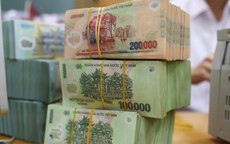 Bất ngờ ngân hàng tung lãi suất tiết kiệm 13 tháng cao tới 9%