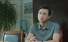 Thanh tra Nguyệt nhận hối lộ, Khắc bị triệu tập