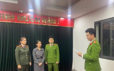 Giám đốc show “Về đây bốn cánh chim trời” có thể đối diện với hình phạt nào với tội danh "Lừa đảo chiếm đoạt tài sản"?