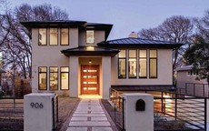 Nhà 2 mái hợp phong thủy: Vì sao kiểu dáng tưởng đơn giản lại giúp gia chủ hút lộc, vượng khí dâng tràn?
