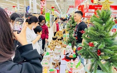 Hà Nội yêu cầu tăng tổng mức bán lẻ, siêu thị 'tung' khuyến mại đẩy mạnh kích cầu dịp Giáng sinh