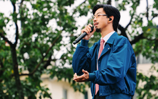 Tin sáng 8/12: Đen Vâu lên tiếng về dự án 'Nuôi em' giữa ồn ào nghi vấn sai phạm; từ 16/1/2026, bán hàng nhưng không lập hóa đơn bị phạt đến 80 triệu đồng