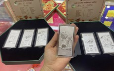 Giá bạc hôm nay (8/12): Thị trường quốc tế kéo giá bạc trong nước 'đi ngang', giá giao dịch ở mức 59 triệu đồng/kg