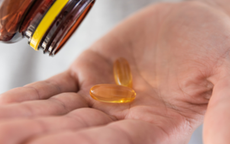 Dùng vitamin D không đúng cách gây hại như thế nào?