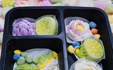 Mê mẩn bánh trôi, bánh chay nghệ thuật, bà nội trợ săn mua cúng Tết Hàn thực