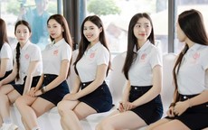 Dàn thí sinh Hoa hậu Việt Nam 2024 được rèn luyện kỹ năng đứng, ngồi, cười