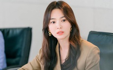 5 kiểu tóc xoăn dài đẹp mê cho người mệnh Thủy, kiểu thứ nhất vừa xinh vừa mang lại may mắn