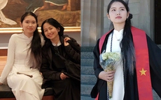 Con gái NSND Trung Anh diện áo dài, quàng khăn lá cờ Tổ quốc trong lễ tốt nghiệp ở Mỹ