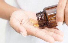 Những rủi ro ít người biết khi dùng vitamin tổng hợp