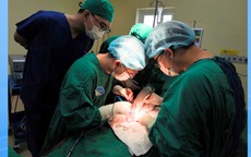 Người đàn ông 45 tuổi phát hiện ung thư dương vật thừa nhận 1 sai lầm nhiều nam giới Việt mắc phải