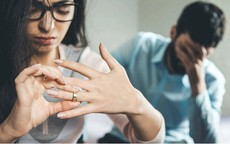 Cảm động vì chồng thương xót sau những lần 'tìm con' thất bại, vợ sốc nặng khi người phụ nữ mang thai đến mỉa mai, thách thức